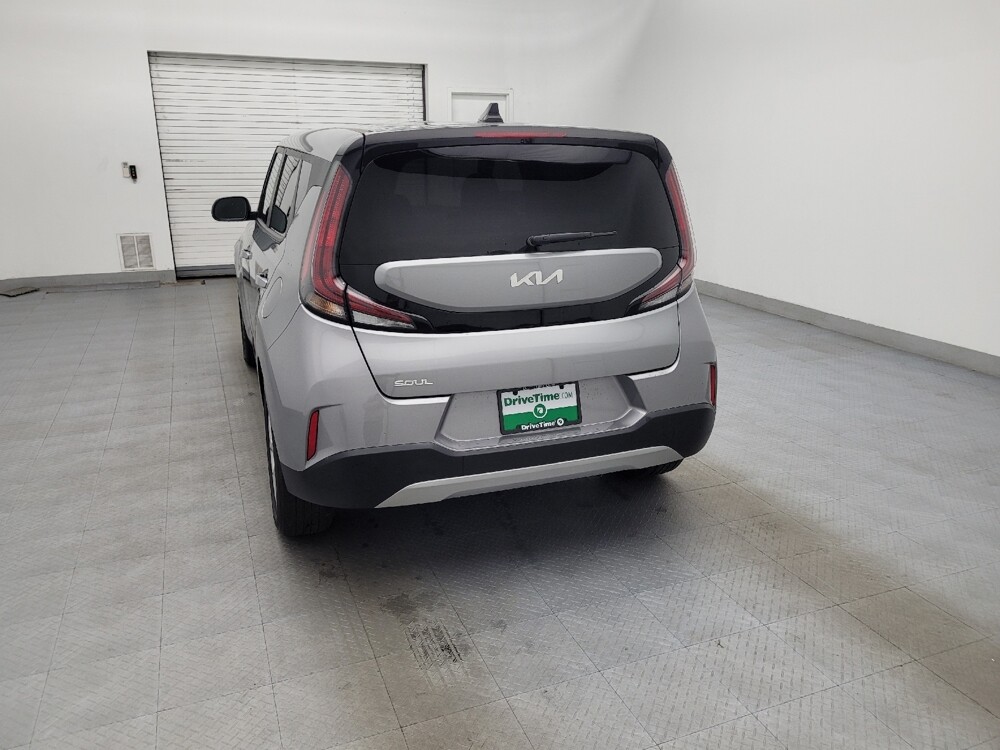 2024 Kia Soul in Fayetteville, NC 28304 - 18128542 6
