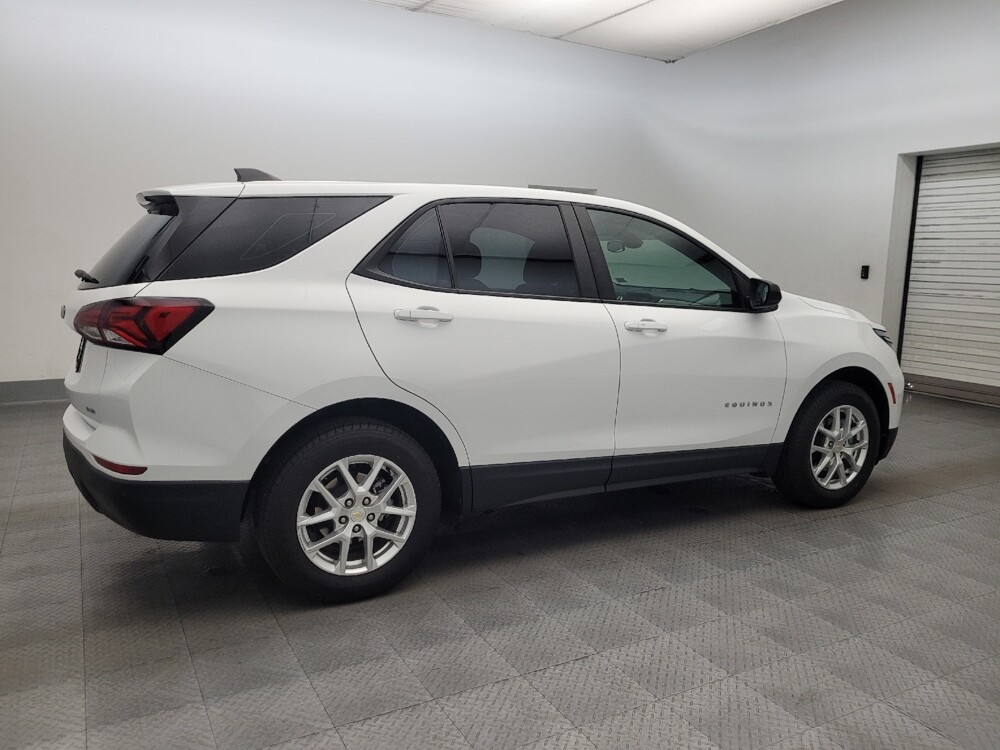2022 Chevrolet Equinox in Glendale, AZ 85301 - 18128543 10