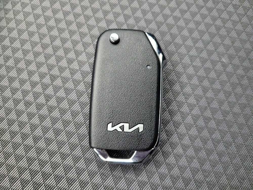 2025 Kia Soul in Raleigh, NC 27604 - 18128548 32