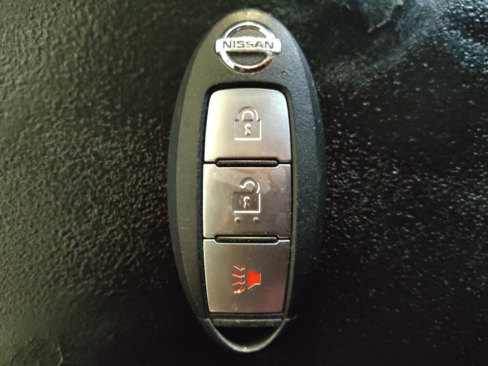 2019 Nissan Pathfinder in Greensboro, NC 27407 - 18128549 32