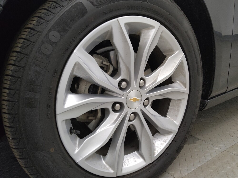 2022 Chevrolet Malibu in Denver, CO 80012 - 18128562 31