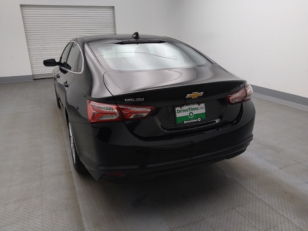 2022 Chevrolet Malibu in Denver, CO 80012 - 18128562 6