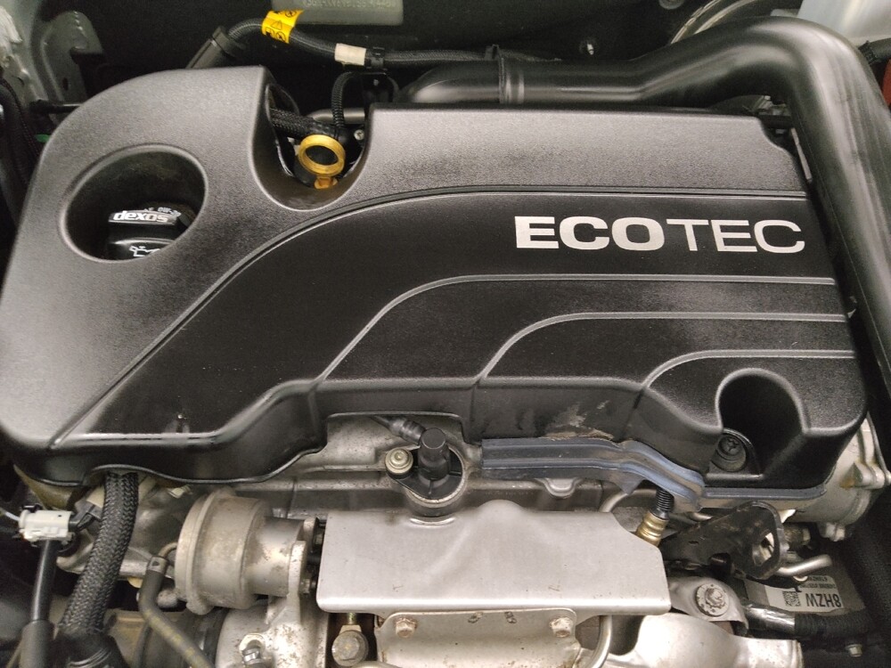 2018 Chevrolet Equinox in Lakewood, CO 80215 - 18128564 30