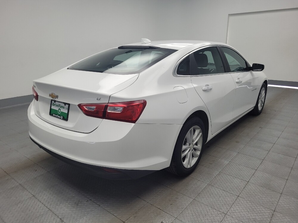 2018 Chevrolet Malibu in Antioch, TN 37013 - 18128569 9