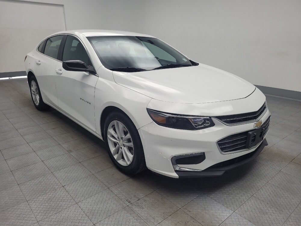 2018 Chevrolet Malibu in Antioch, TN 37013 - 18128569 13