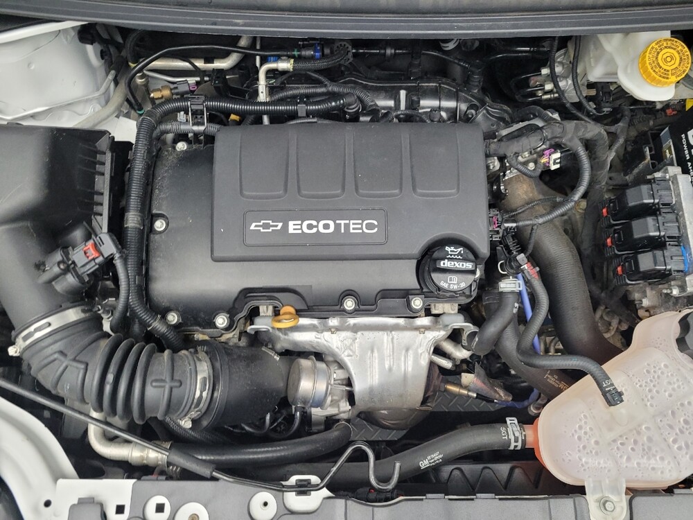 2020 Chevrolet Sonic in Antioch, TN 37013 - 18128570 30