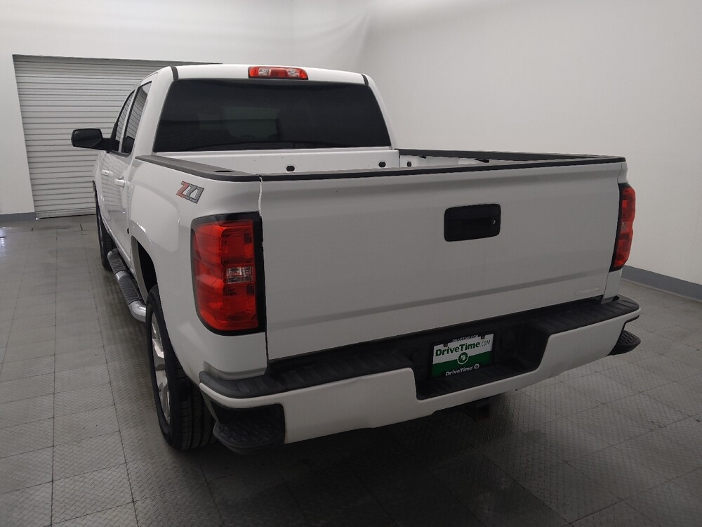 2018 Chevrolet Silverado 1500 in Corpus Christi, TX 78412 - 18128579 6