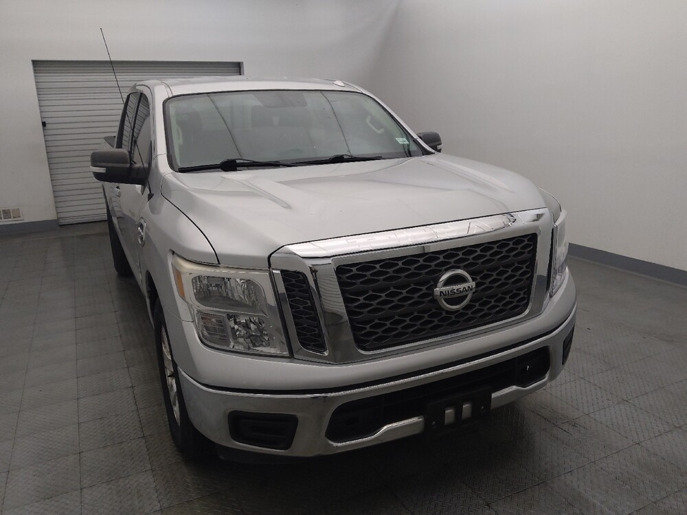 2017 Nissan Titan in Tyler, TX 75701 - 18128582 14