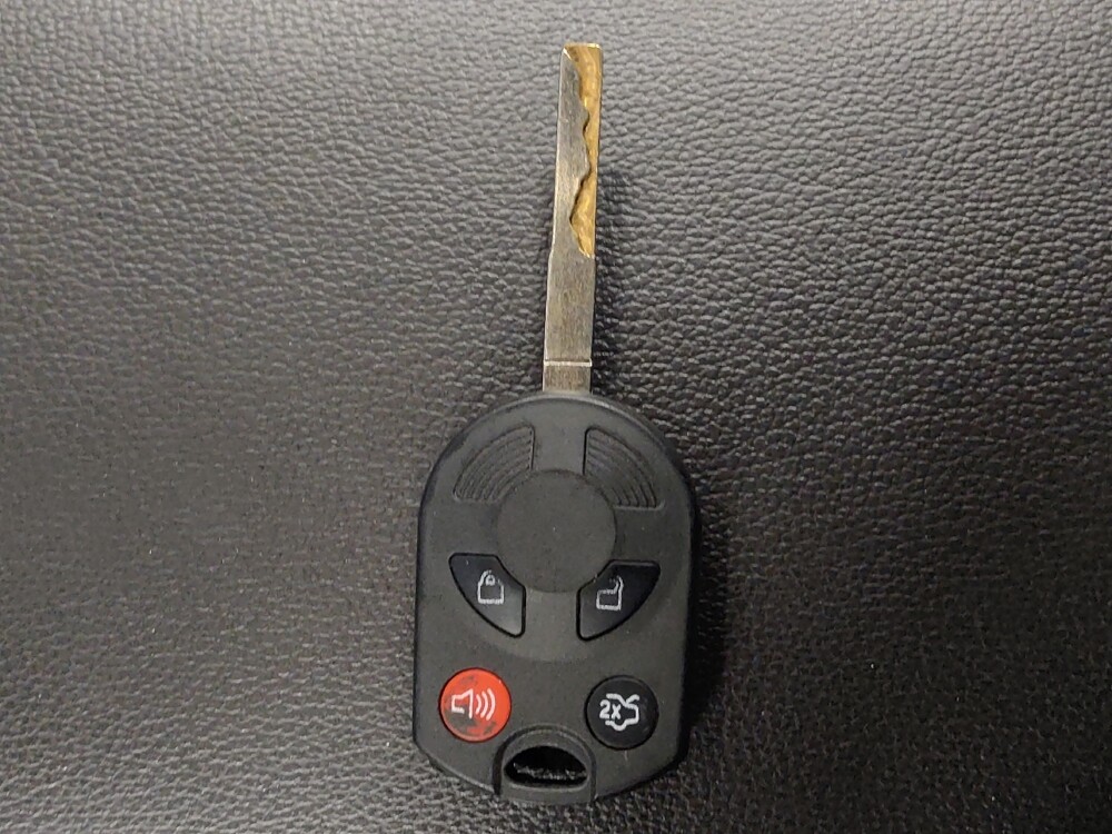 2017 Ford Escape in Houston, TX 77074 - 18128583 32