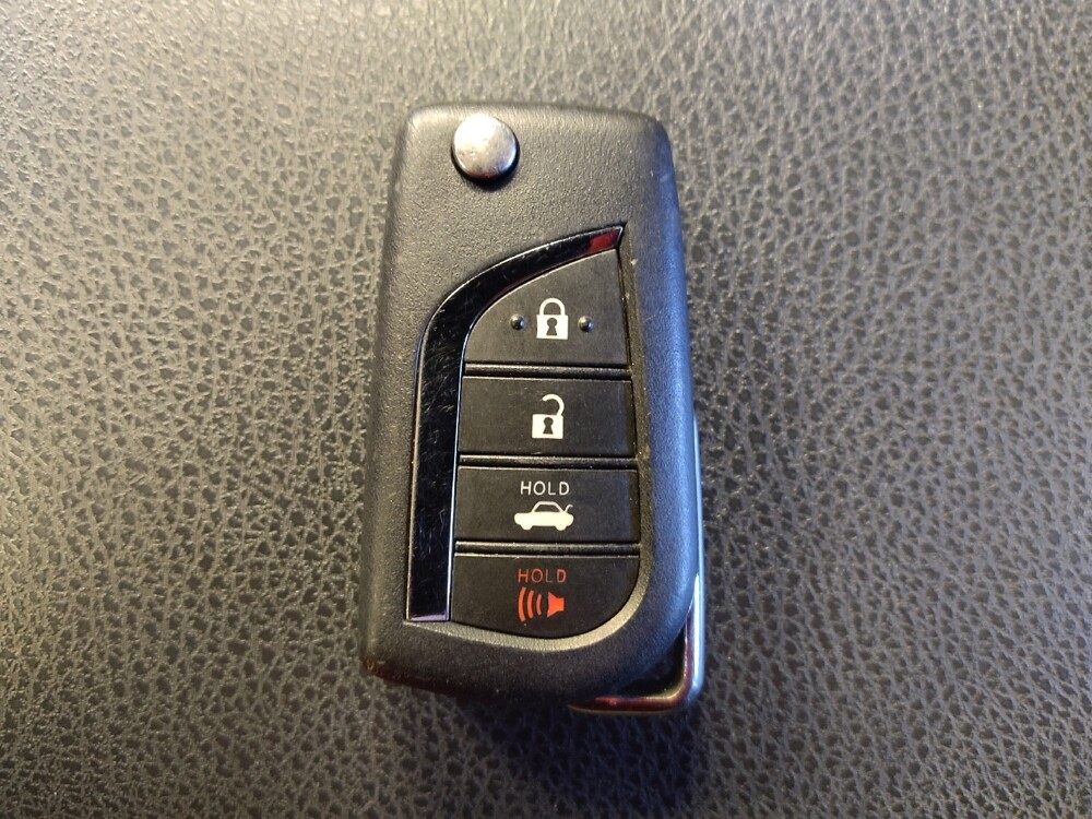 2020 Toyota Camry in Tyler, TX 75701 - 18128585 32