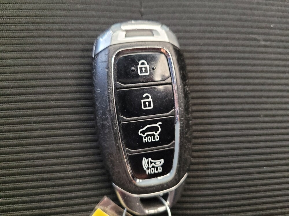 2019 Hyundai Veloster in Toledo, OH 43617 - 18128592 32