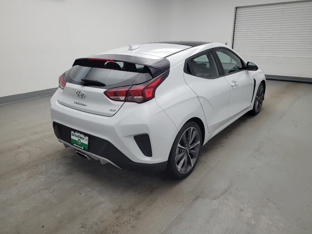 2019 Hyundai Veloster in Toledo, OH 43617 - 18128592 9