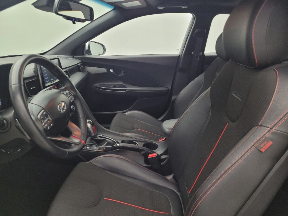 2019 Hyundai Veloster in Toledo, OH 43617 - 18128592 17