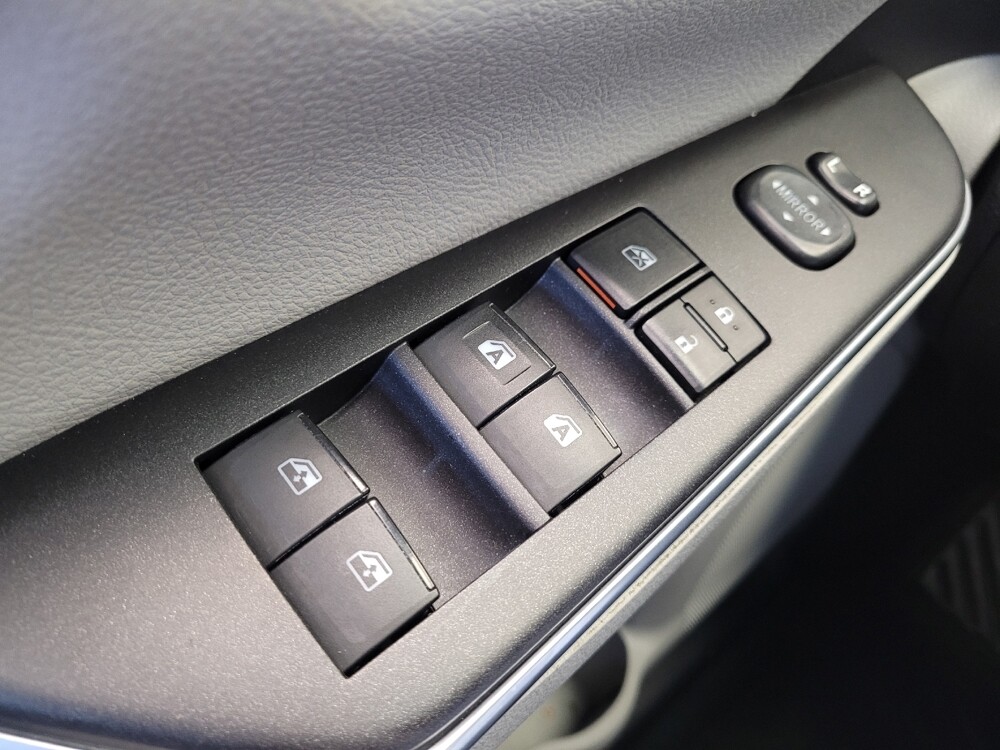 2017 Toyota Camry in Columbus, OH 43228 - 18128593 27