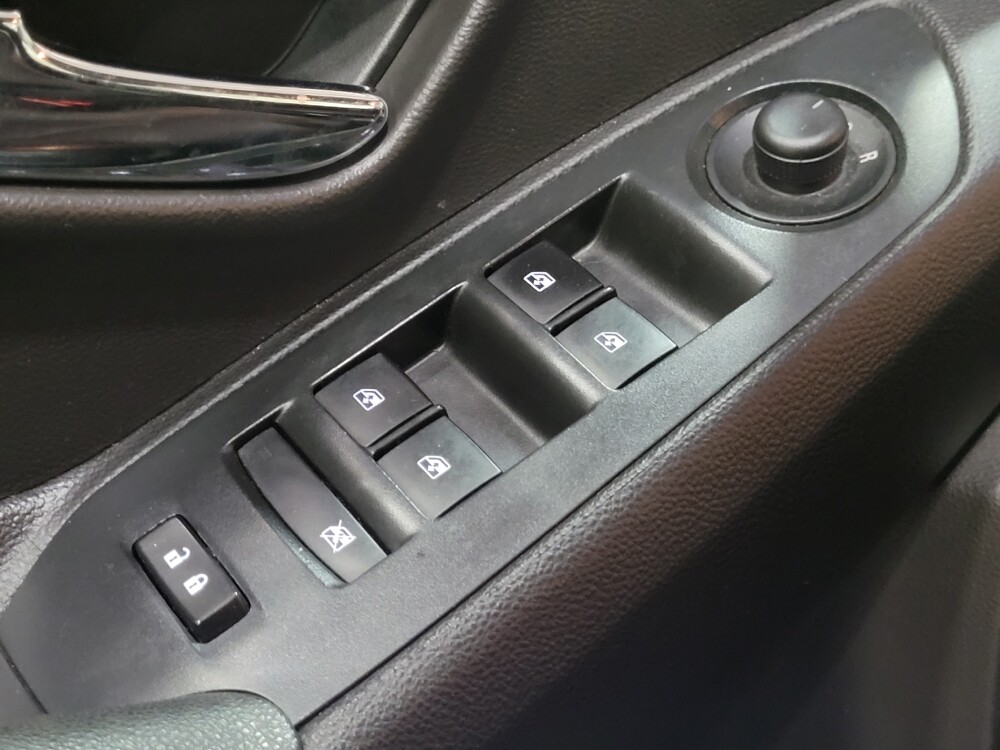 2017 Chevrolet Trax in Pittsburgh, PA 15236 - 18128598 27