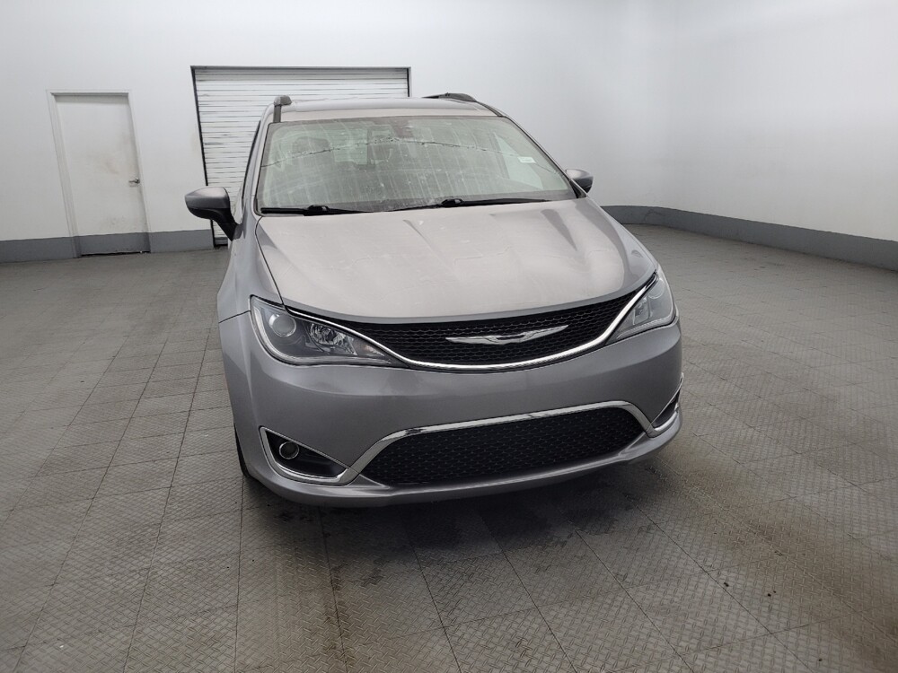 2017 Chrysler Pacifica in Glen Burnie, MD 21061 - 18128599 14