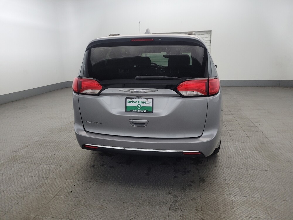 2017 Chrysler Pacifica in Glen Burnie, MD 21061 - 18128599 7