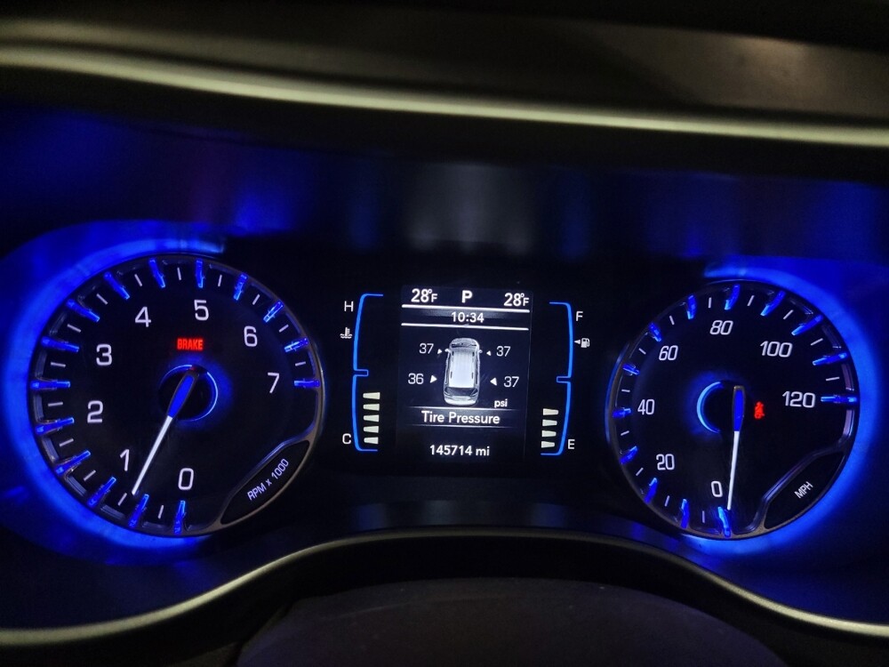 2017 Chrysler Pacifica in Glen Burnie, MD 21061 - 18128599 23