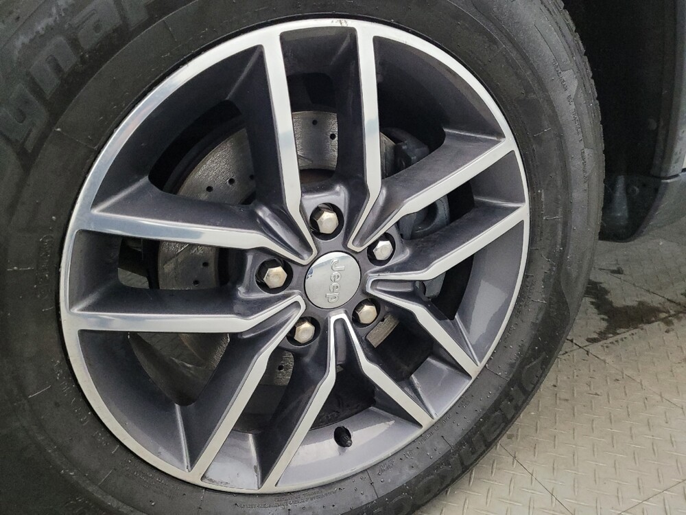 2017 Jeep Grand Cherokee in Chesapeake, VA 23320 - 18128602 31