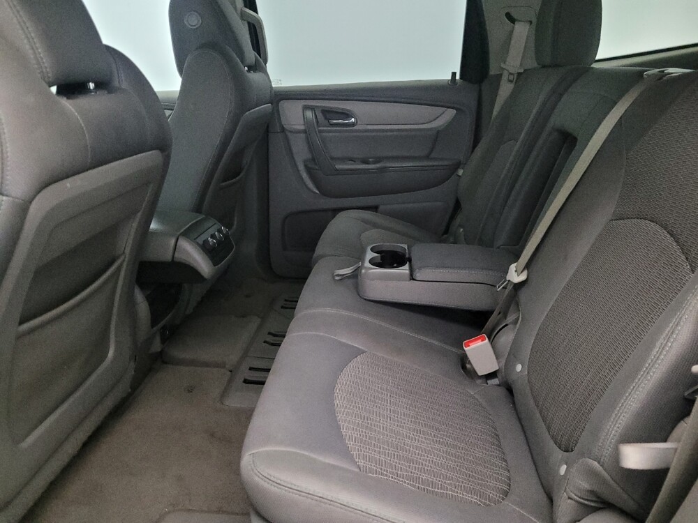 2017 Chevrolet Traverse in Williamstown, NJ 8094 - 18128604 18