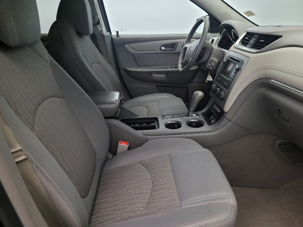 2017 Chevrolet Traverse in Williamstown, NJ 8094 - 18128604 21