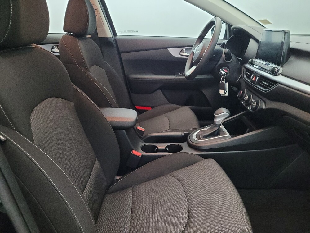 2023 Kia Forte in Chesapeake, VA 23320 - 18128607 21