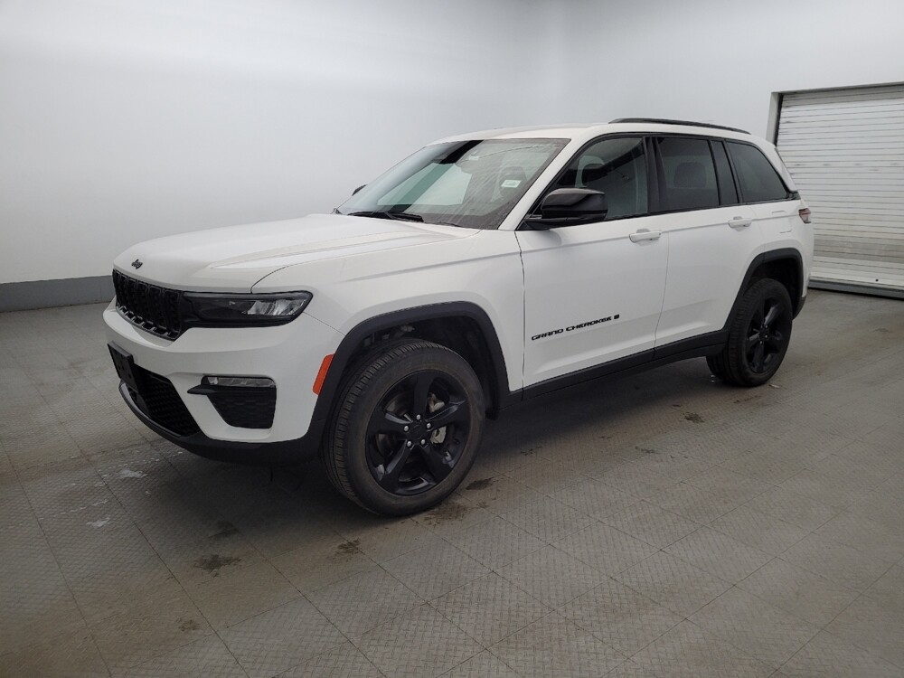 2023 Jeep Grand Cherokee in Williamstown, NJ 8094 - 18128611 2