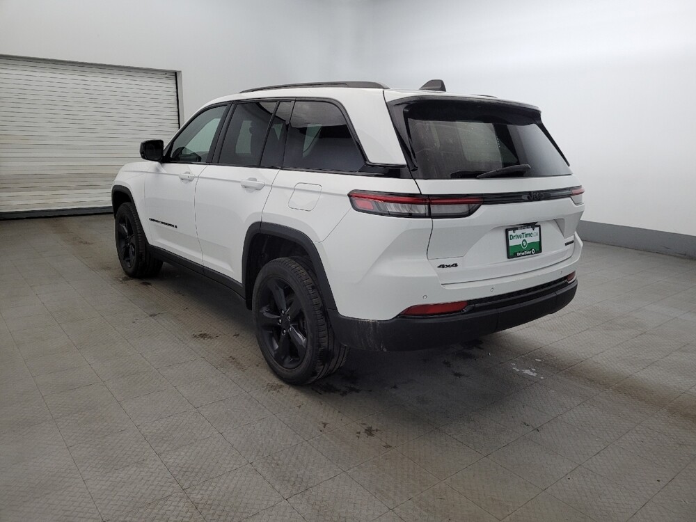 2023 Jeep Grand Cherokee in Williamstown, NJ 8094 - 18128611 5