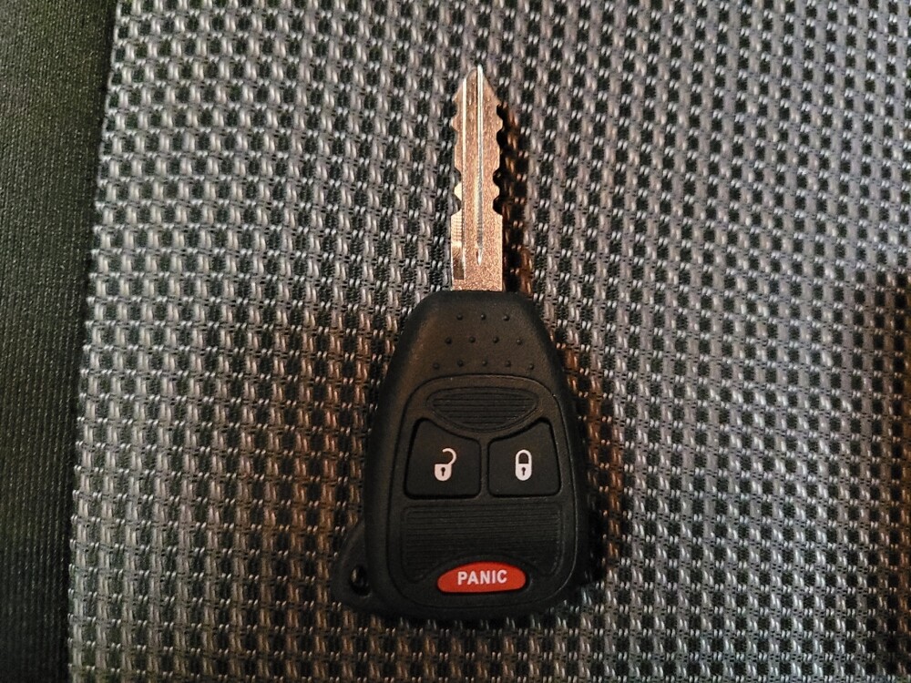 2015 Jeep Compass in Temple Hills, MD 20746 - 18128613 32