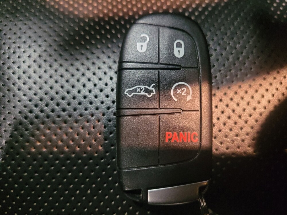 2016 Dodge Challenger in Woodbridge, VA 22191 - 18128616 32