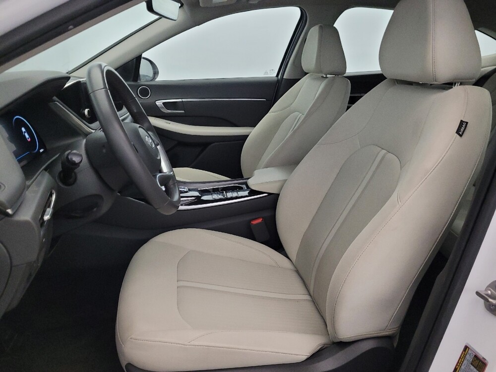 2023 Hyundai Sonata in New Castle, DE 19720 - 18128618 17