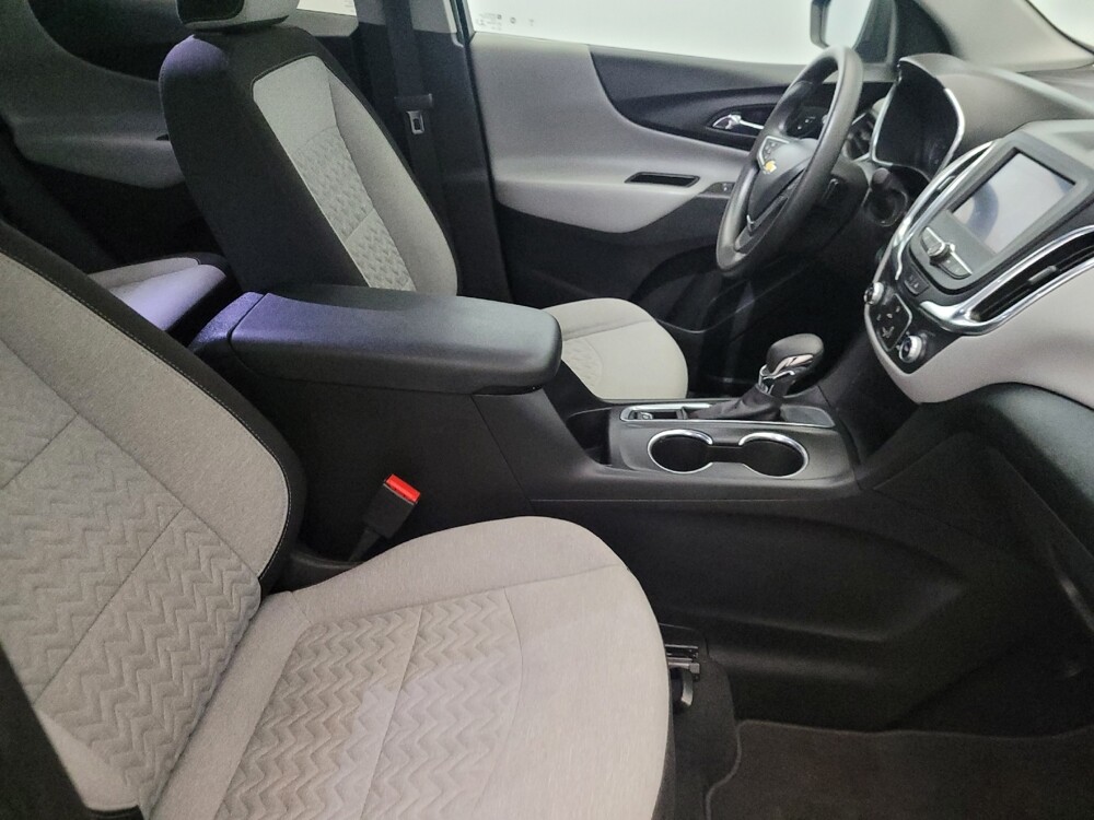 2022 Chevrolet Equinox in Pittsburgh, PA 15236 - 18128622 21