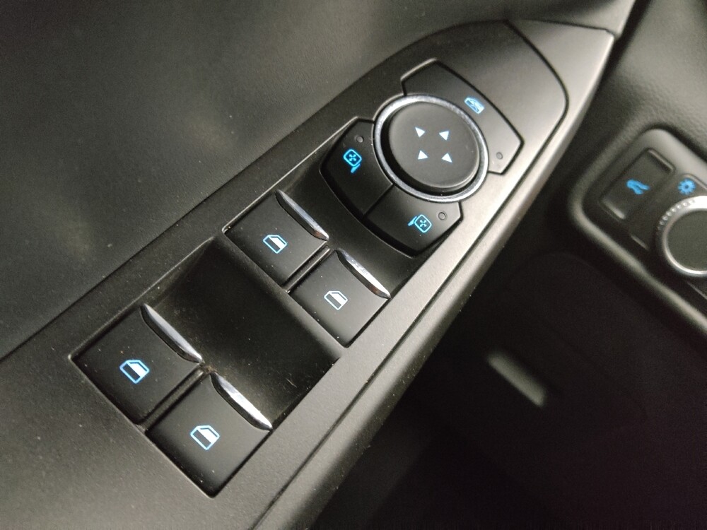 2021 Ford Explorer in Topeka, KS 66611 - 18128625 27