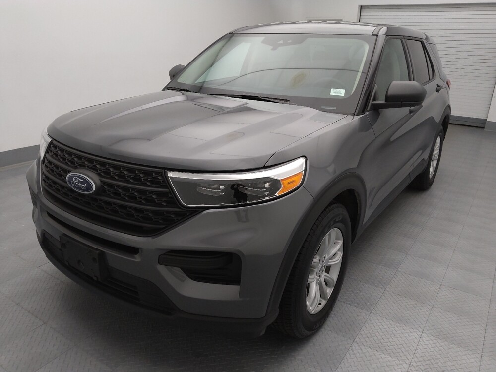 2021 Ford Explorer in Topeka, KS 66611 - 18128625 15