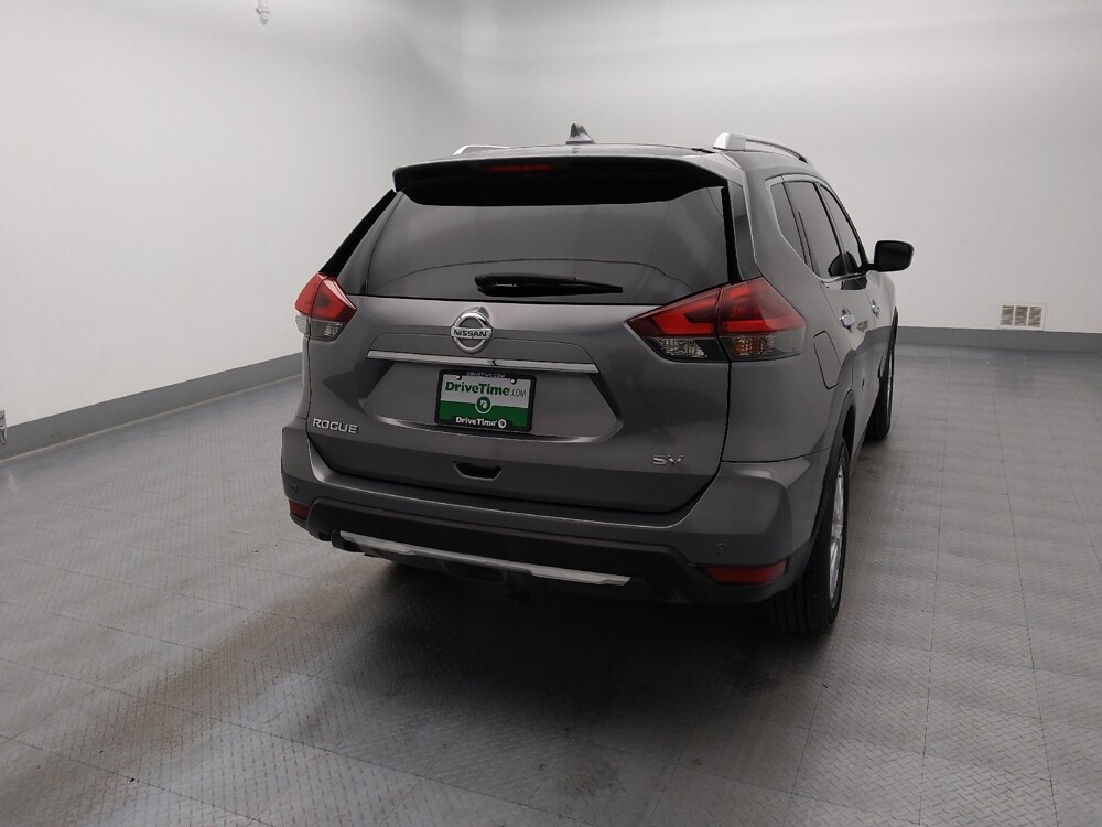 2019 Nissan Rogue in Independence, MO 64055 - 18128627 7
