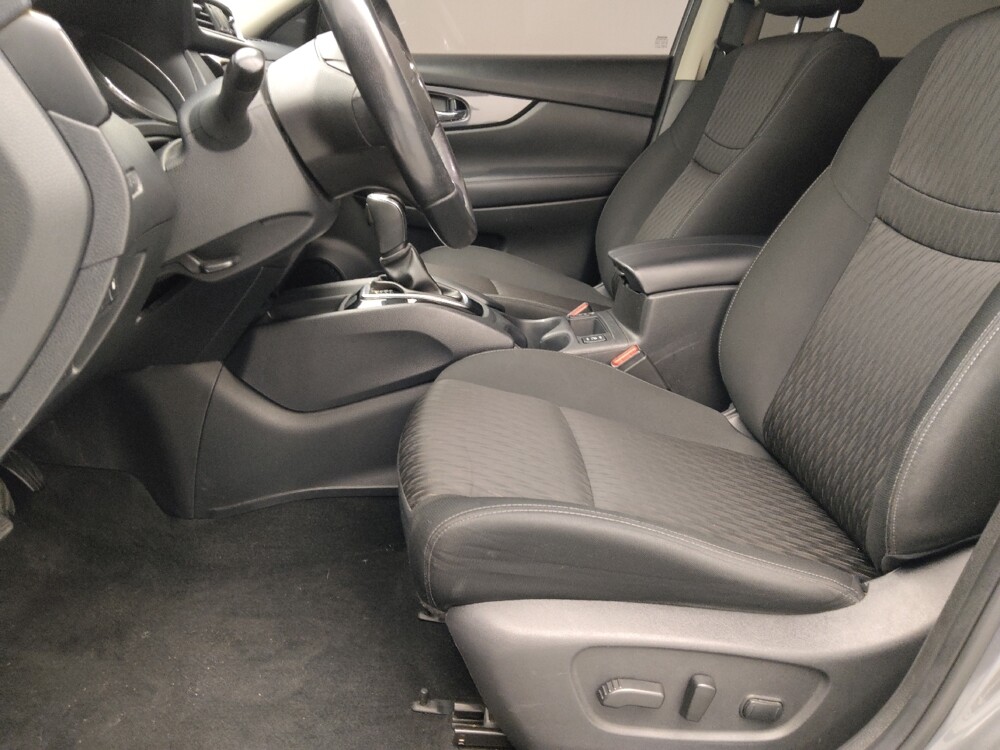 2019 Nissan Rogue in Independence, MO 64055 - 18128627 17