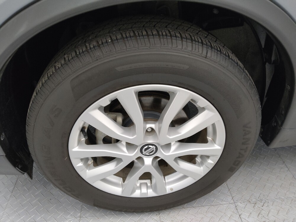 2019 Nissan Rogue in Independence, MO 64055 - 18128627 31