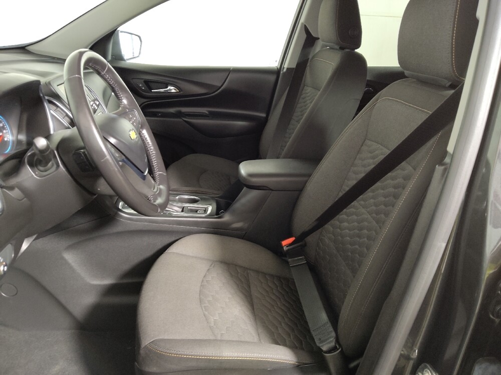 2019 Chevrolet Equinox in Midlothian, IL 60445 - 18128635 17