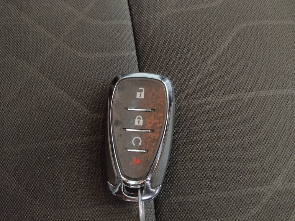 2018 Chevrolet Trax in Des Moines, IA 50310 - 18128636 32