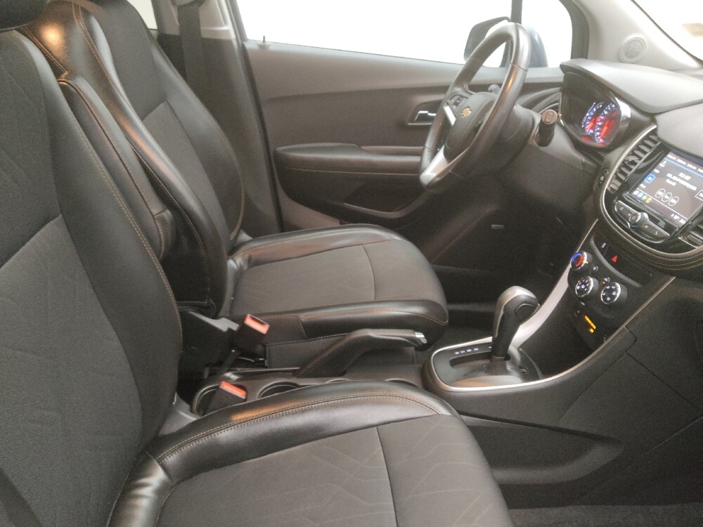 2018 Chevrolet Trax in Des Moines, IA 50310 - 18128636 21