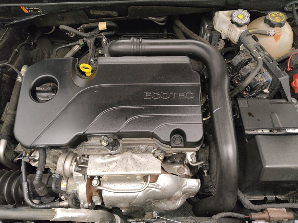 2023 Chevrolet Malibu in Lombard, IL 60148 - 18128639 30