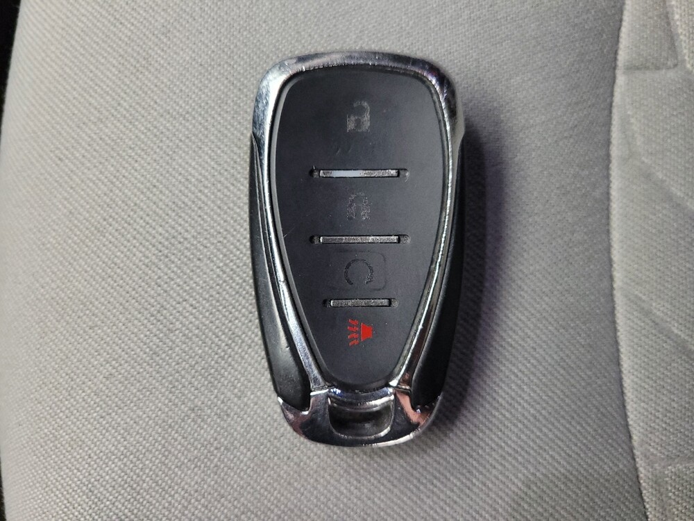 2020 Chevrolet Equinox in Grand Rapids, MI 49508 - 18128643 32