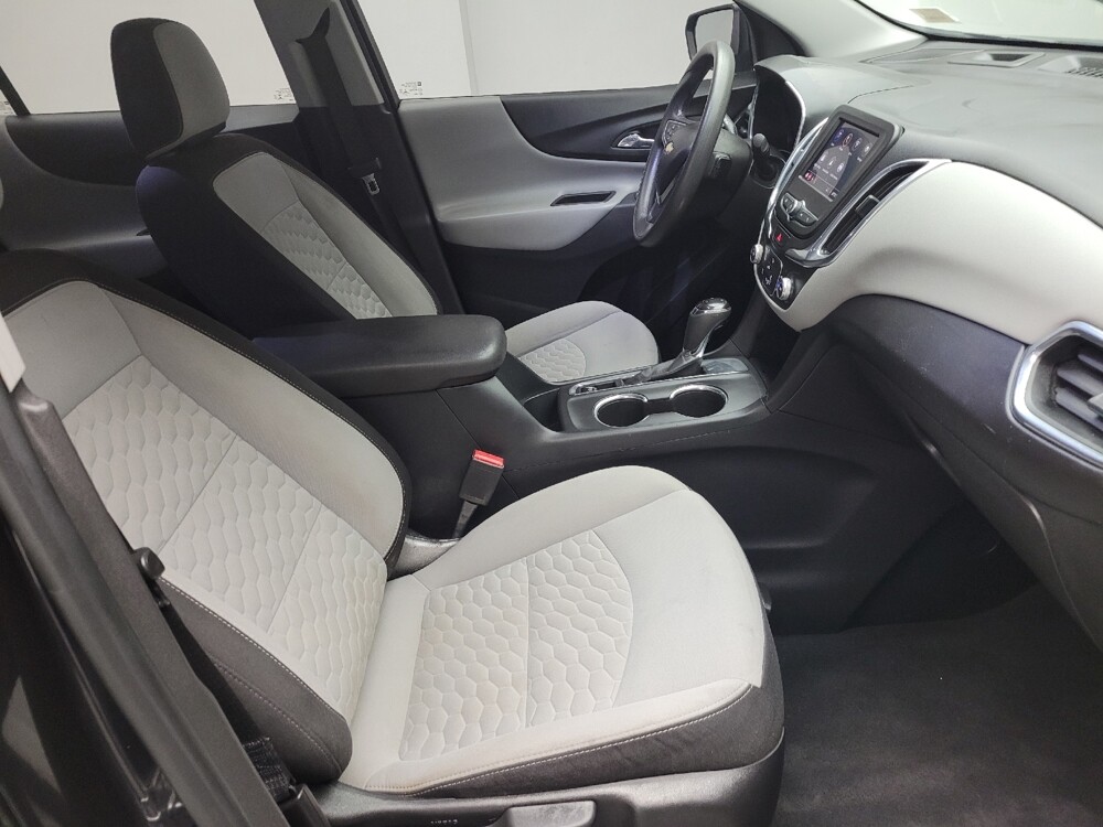 2020 Chevrolet Equinox in Grand Rapids, MI 49508 - 18128643 21