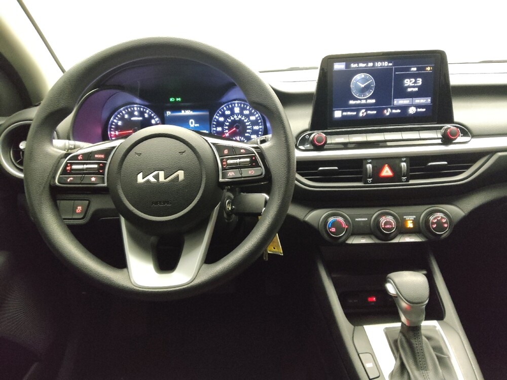 2023 Kia Forte in Lombard, IL 60148 - 18128649 22