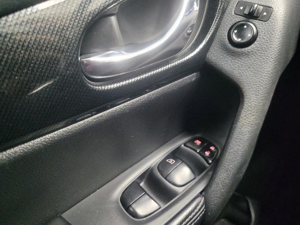 2016 Nissan Rogue in Ft Wayne, IN 46805 - 18128650 27