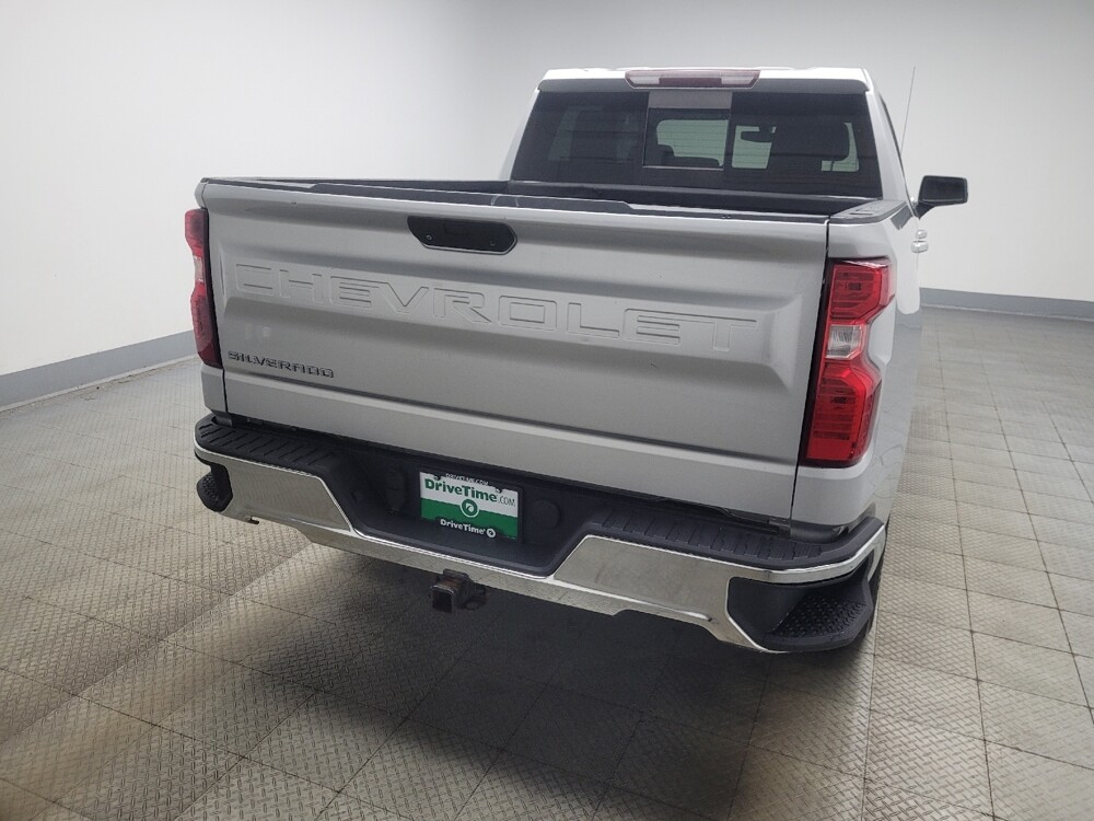 2019 Chevrolet Silverado 1500 in Mishawaka, IN 46545 - 18128651 7