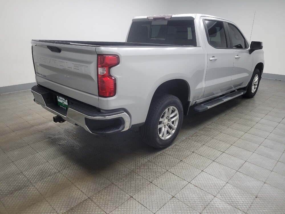 2019 Chevrolet Silverado 1500 in Mishawaka, IN 46545 - 18128651 10