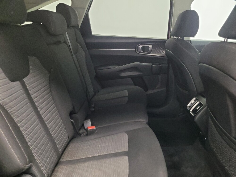 2021 Kia Sorento in Las Vegas, NV 89102 - 18128653 19