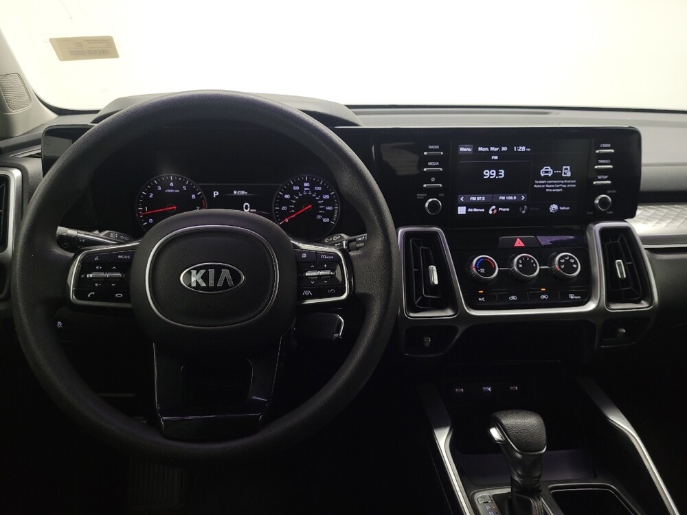 2021 Kia Sorento in Las Vegas, NV 89102 - 18128653 22