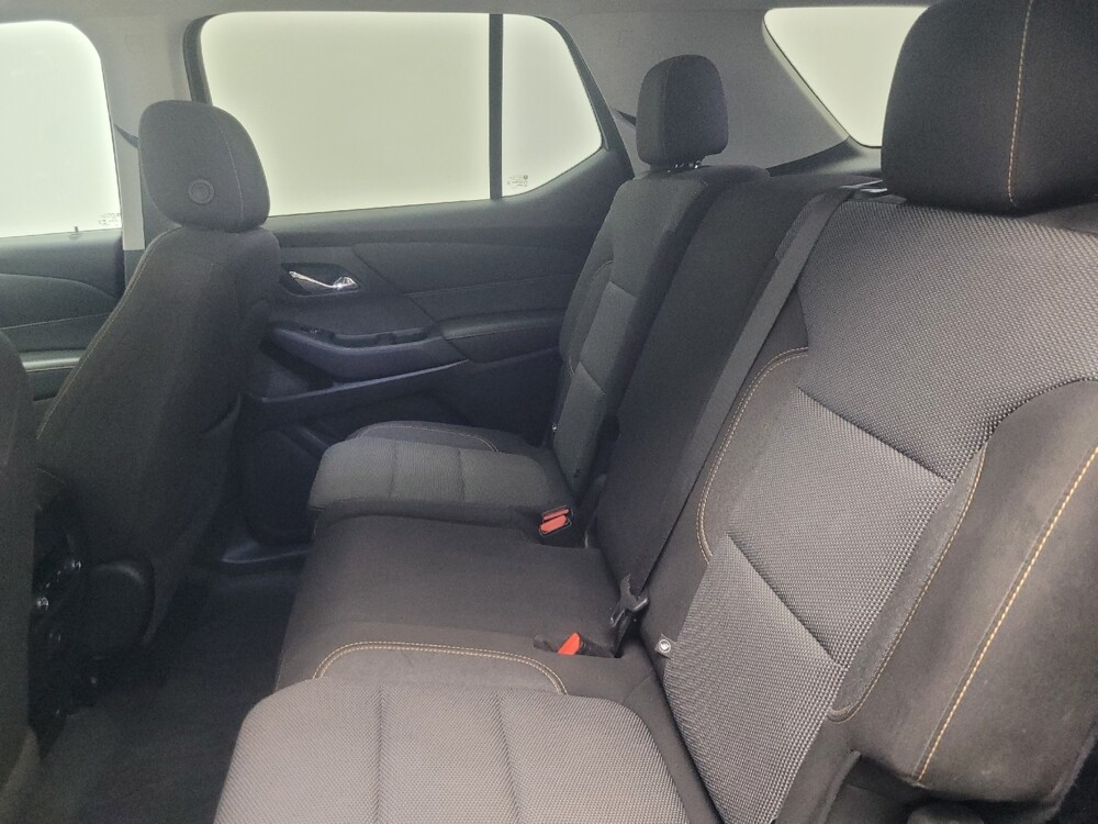 2021 Chevrolet Traverse in Mishawaka, IN 46545 - 18128659 18